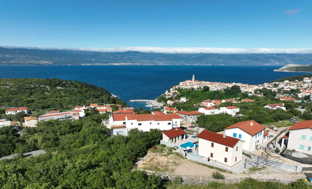 Villa in Vrbnik (Krk) for 6 Guests
