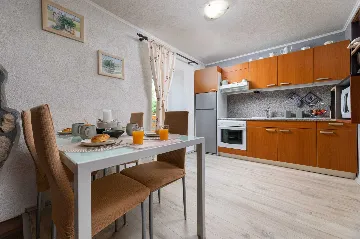 Stone Villa in Gabonjin (Krk) for Up to 5 Guests