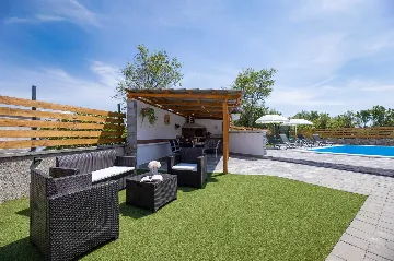 Stone Villa in Gabonjin (Krk) for Up to 5 Guests