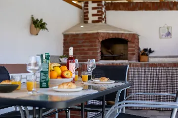 Stone Villa in Gabonjin (Krk) for Up to 5 Guests