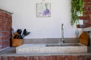 Stone Villa in Gabonjin (Krk) for Up to 5 Guests