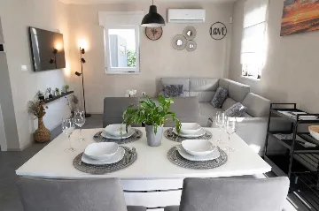 Villa in Sveti Ivan Dobrinjski (Krk) for 5 Guests