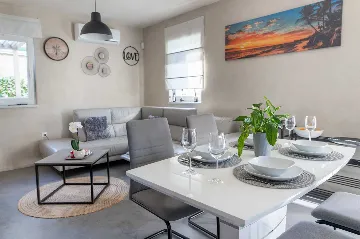 Villa in Sveti Ivan Dobrinjski (Krk) for 5 Guests