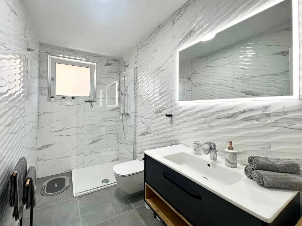 2-Bedroom Apartment near Beach in Vantačići (Krk)