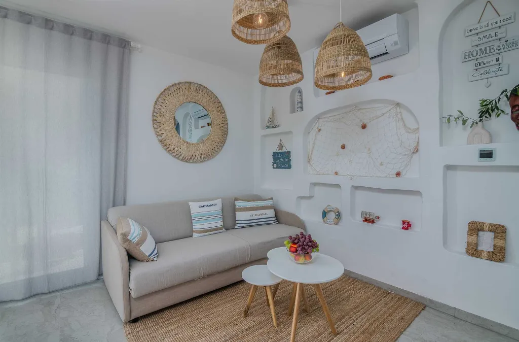 Apartment in Vantačići (Krk) for 4 Guests with Hot Tub