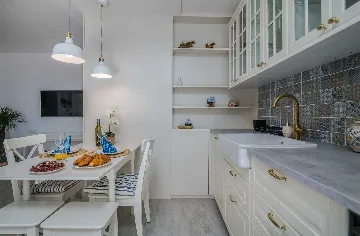 Apartment in Vantačići (Krk) for 4 Guests with Hot Tub