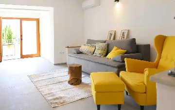 2-Bedroom Villa in Žgombići (Krk) for 6 Guests