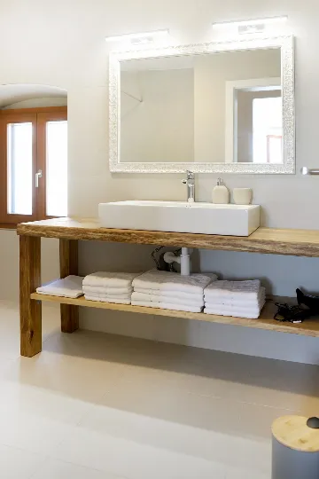 2-Bedroom Villa in Žgombići (Krk) for 6 Guests