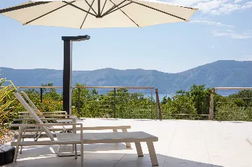 4-Bedroom Villa with Pool in Brzac (Krk)