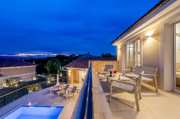 4-Bedroom Villa with Pool in Brzac (Krk)