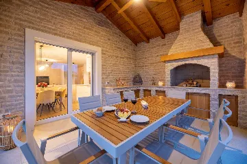 4-Bedroom Villa with Pool in Brzac (Krk)