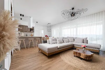 4-Bedroom Villa with Pool in Brzac (Krk)