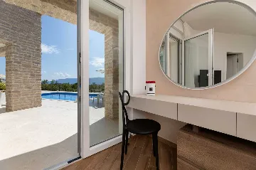 4-Bedroom Villa with Pool in Brzac (Krk)