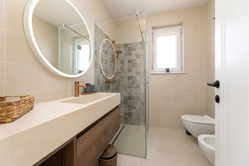 4-Bedroom Villa with Pool in Brzac (Krk)