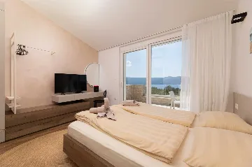 4-Bedroom Villa with Pool in Brzac (Krk)