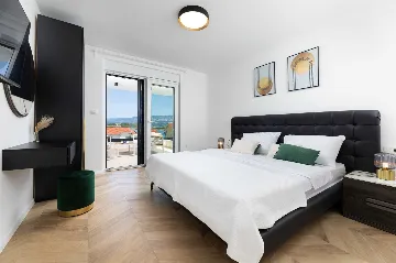 4-Bedroom Villa in Klimno (Krk) with Heated Pool