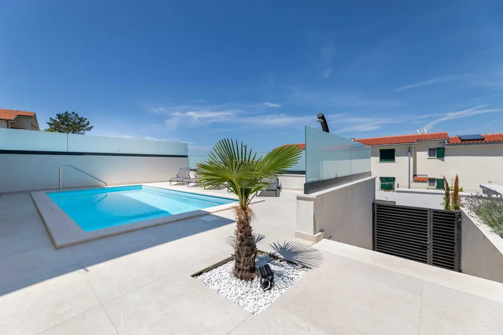 4-Bedroom Villa in Klimno (Krk) with Heated Pool