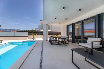 4-Bedroom Villa in Klimno (Krk) with Heated Pool