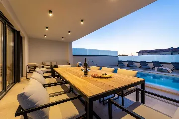 4-Bedroom Villa in Klimno (Krk) with Heated Pool