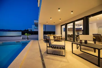 4-Bedroom Villa in Klimno (Krk) with Heated Pool