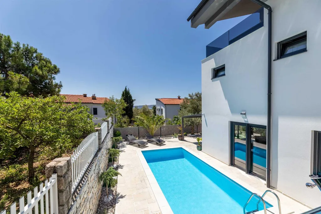 3-Bedroom Apartment in Krk with Heated Pool