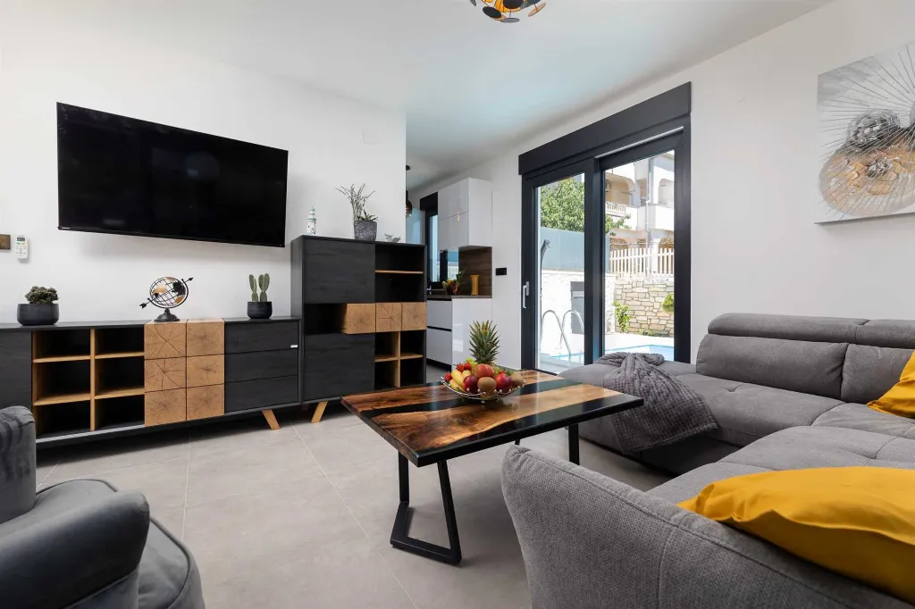 3-Bedroom Apartment in Krk with Heated Pool