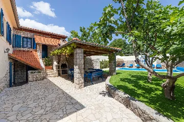 Stone Villa with Pool in Polje (Krk)