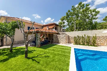 Stone Villa with Pool in Polje (Krk)