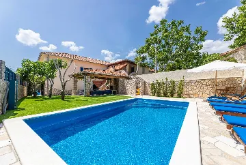 Stone Villa with Pool in Polje (Krk)