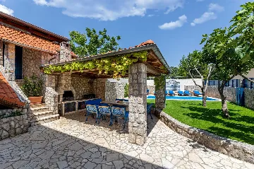 Stone Villa with Pool in Polje (Krk)