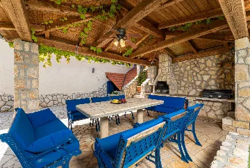 Stone Villa with Pool in Polje (Krk)