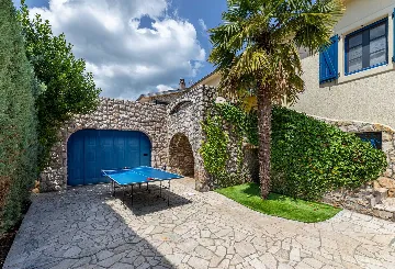Stone Villa with Pool in Polje (Krk)