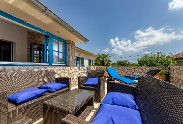 Stone Villa with Pool in Polje (Krk)