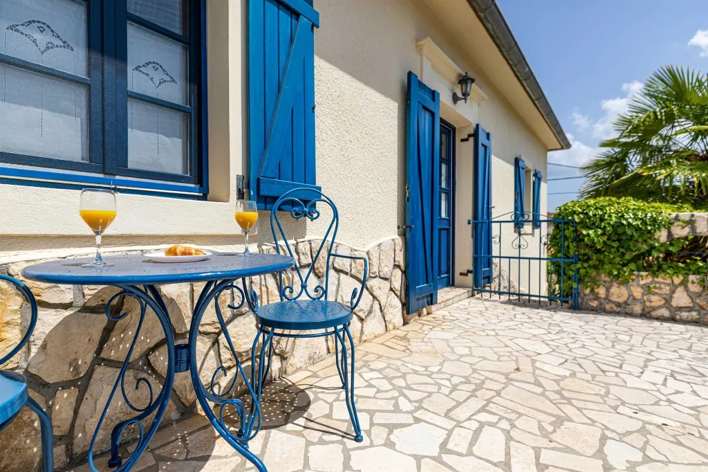 Stone Villa with Pool in Polje (Krk)