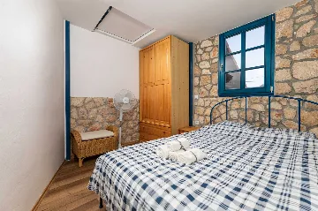 Stone Villa with Pool in Polje (Krk)