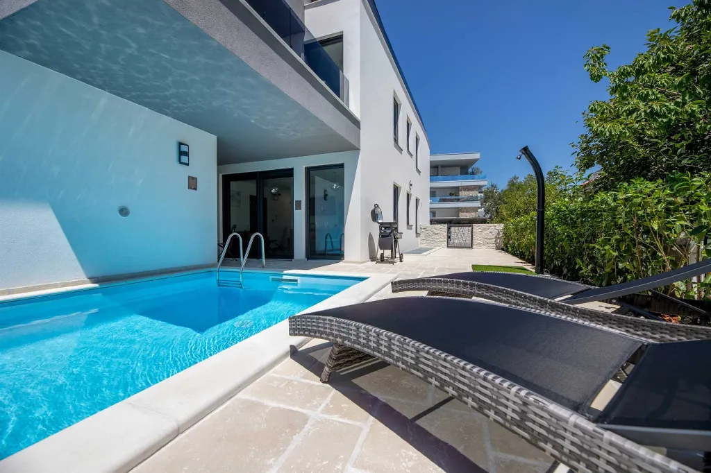 Two-Bedroom Apartment in Krk with Private Heated Pool