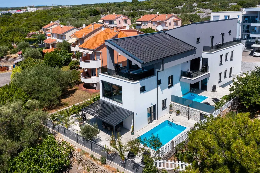 Two-Bedroom Apartment in Krk with Private Heated Pool
