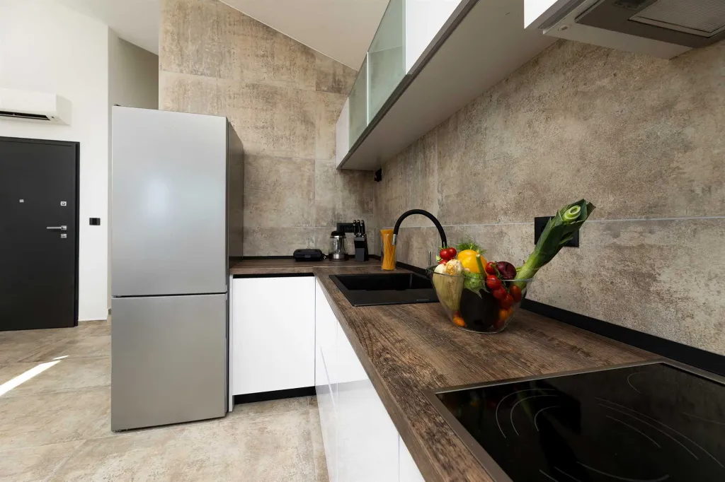 Krk 3-Bedroom Apartment with Private Jacuzzi Terrace