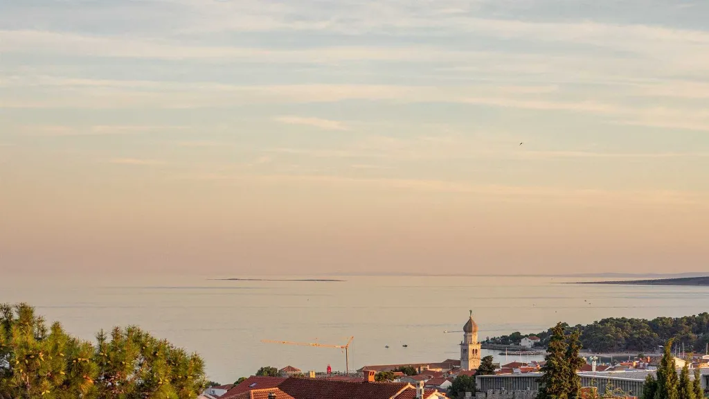 Krk 3-Bedroom Apartment with Private Jacuzzi Terrace