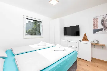 2-Bedroom Apartment in Vantačići (Krk) for 6