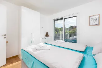 2-Bedroom Apartment in Vantačići (Krk) for 6