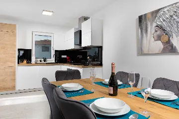 2-Bedroom Apartment in Vantačići (Krk) for 6