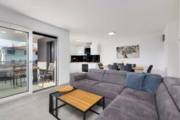 2-Bedroom Apartment in Vantačići (Krk) for 6