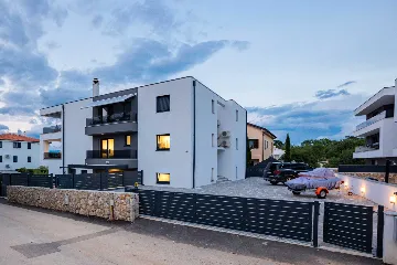 2-Bedroom Apartment in Vantačići (Krk) for 6