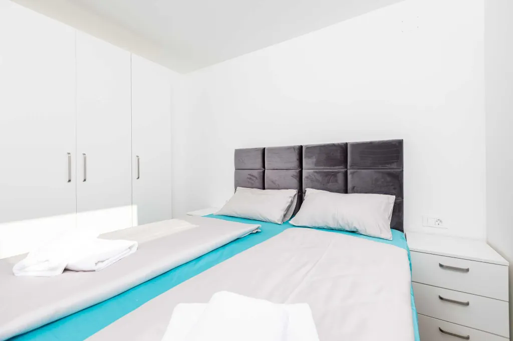 Jacuzzi Apartment in Vantačići (Krk) for 4