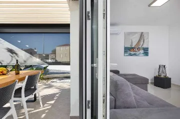 Apartment in Vantačići (Krk) with Private Jacuzzi for 4