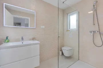 Apartment in Vantačići (Krk) with Private Jacuzzi for 4