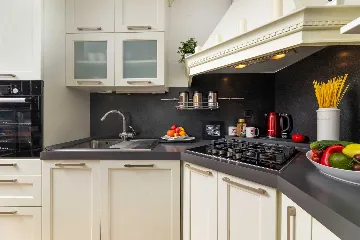 Sea View Apartment in Klimno (Krk) for 6 Guests