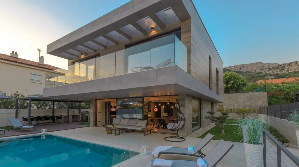 Villa for 8 Guests in Baška (Krk)