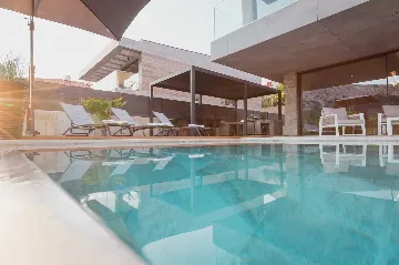 Villa in Baška for 8 Guests with Heated Pool